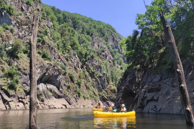 Canoeing in the Dordogne Valley