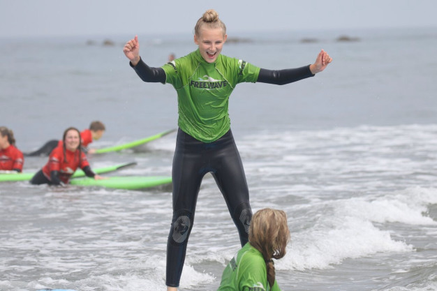 Learn to surf in Widemouth Bay