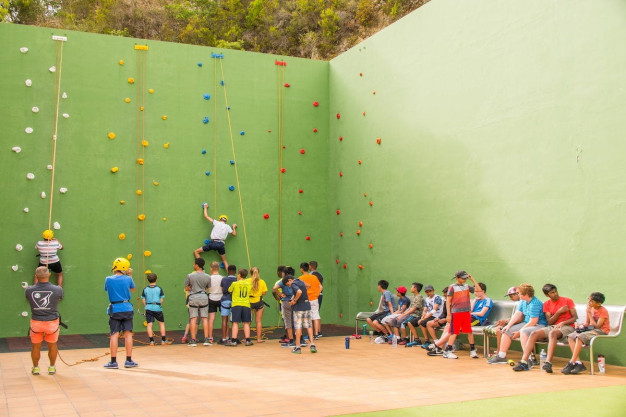 Climbing and sport facilities